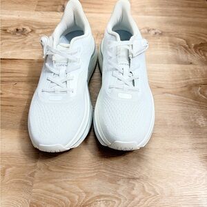 Cadence adaptive tennis shoes. Women’s size 11.